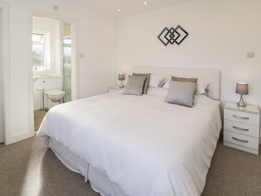 Top Of The Lane Luxury Holiday Apartment