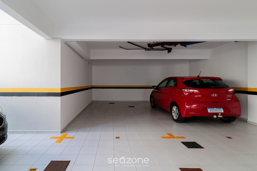 Moderno Apto c/ Piscina em Canasvieiras RCP202