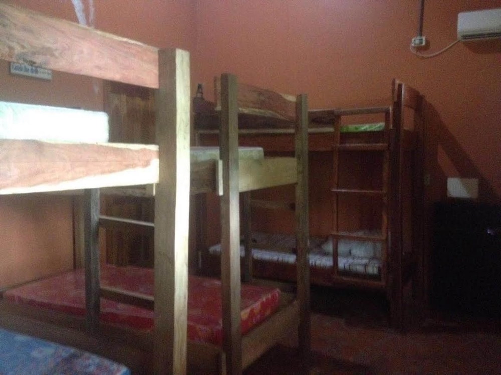 Big Kahuna Surf Camp - Hostel - Property Image 3