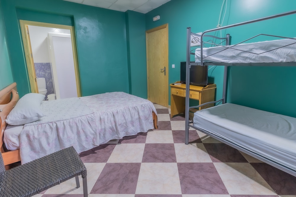 Albergue Rojo Plata by Vivere Stays - Hostel