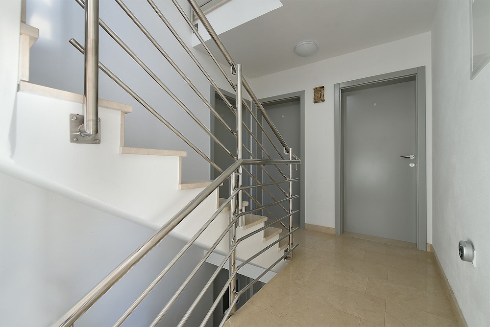 Apartment 1964 view 5