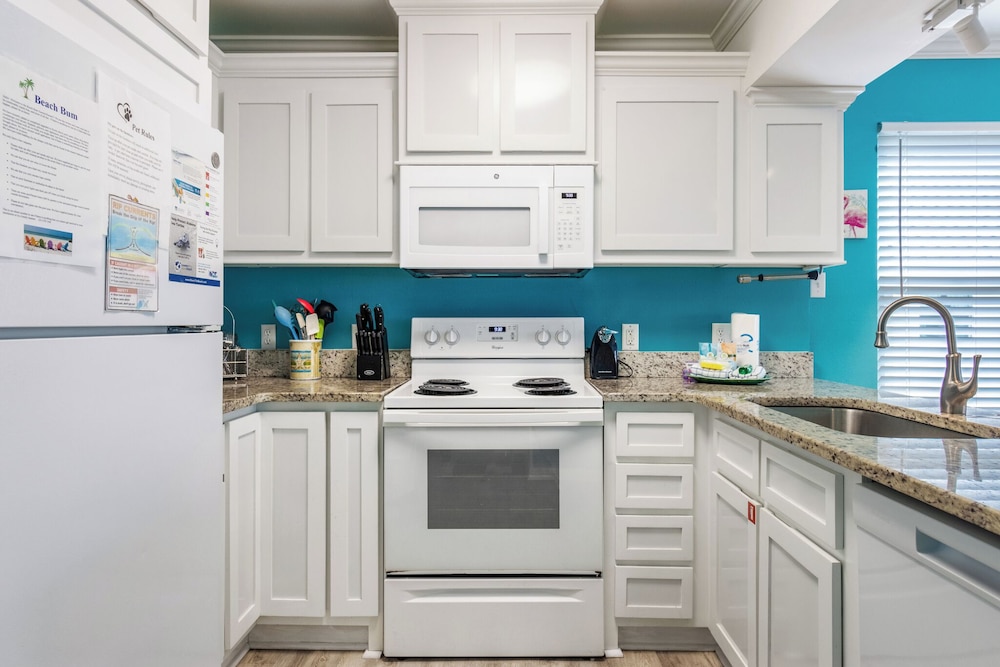 Beach Bum by Southern Vacation Rentals