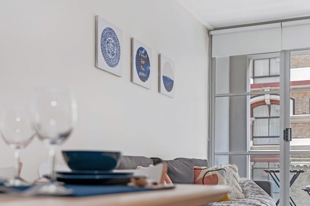 A Comfy & Modern Studio Near Darling Harbour