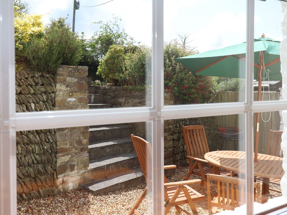 Waytown Cottage