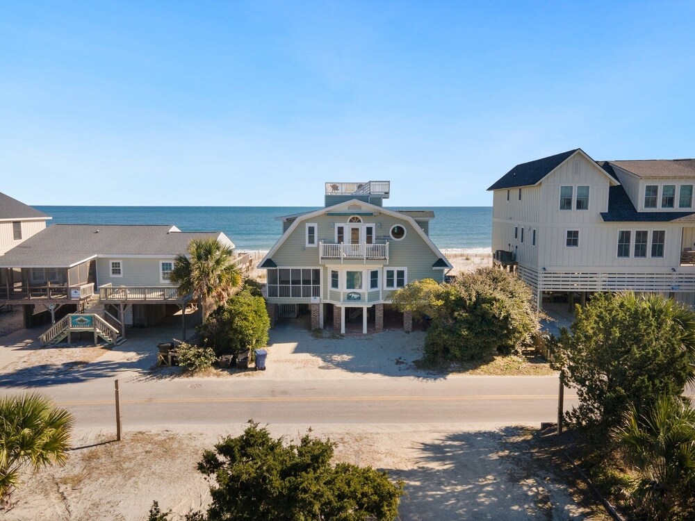 Laughin Place I 1 Bedroom Home by Peace Vacations