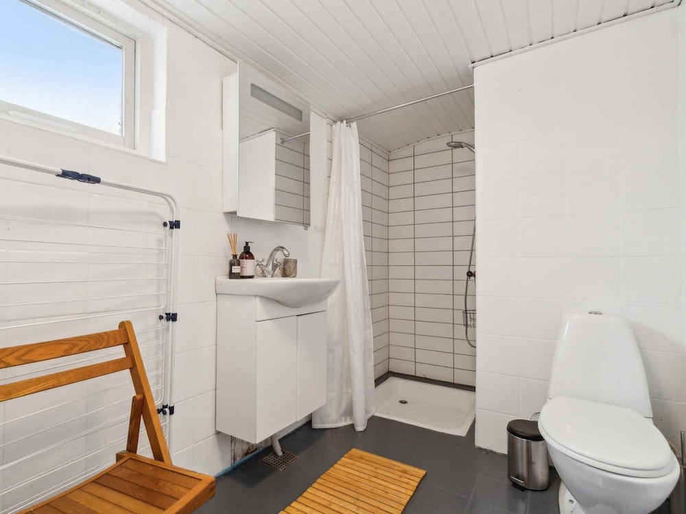 5 Star Holiday Home in Ronne