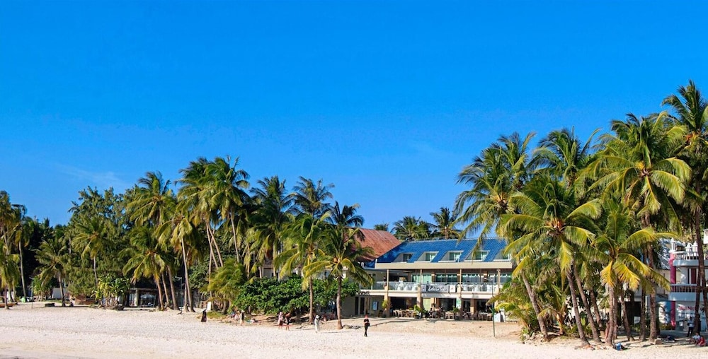 Estacio Uno Lifestyle Resort