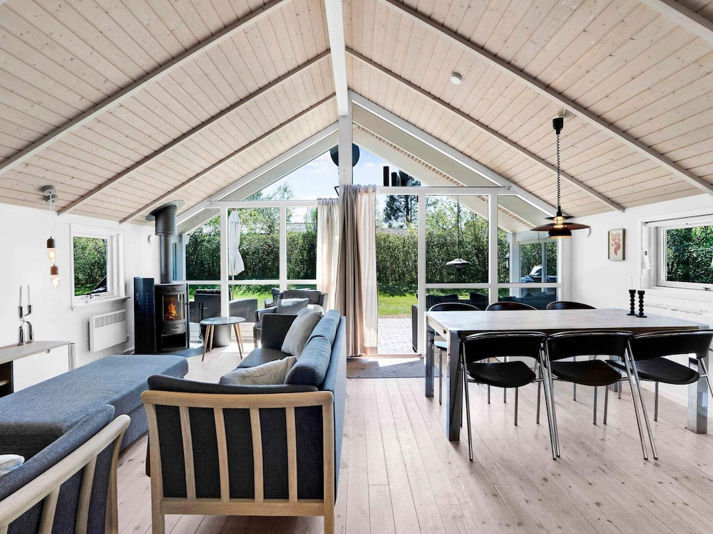 5 Star Holiday Home in Tikob