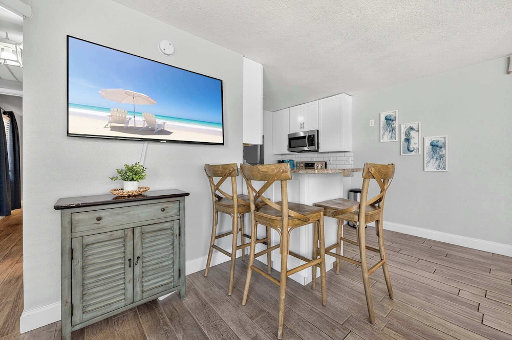 Miramar Beach Oasis - 4ppl