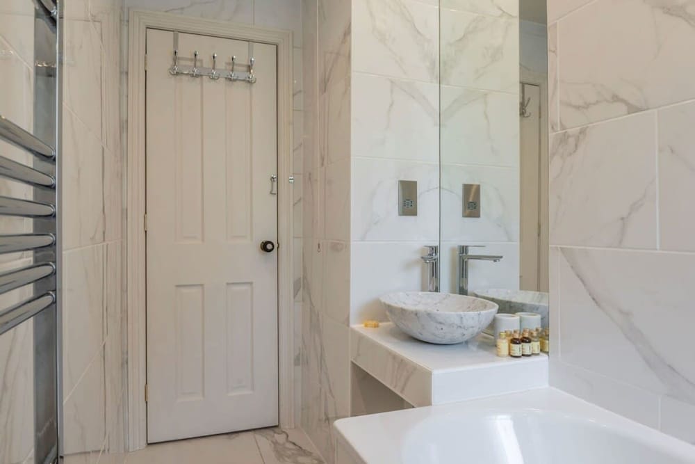 A Regal Abode - Marylebone - by Frankie Says
