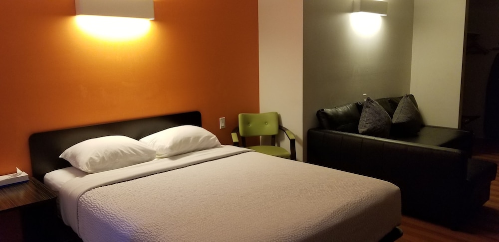 Joys Inn