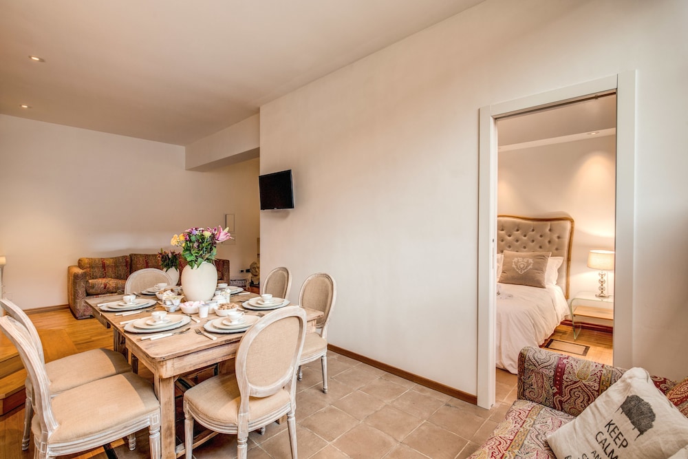 HI Margutta Apartment