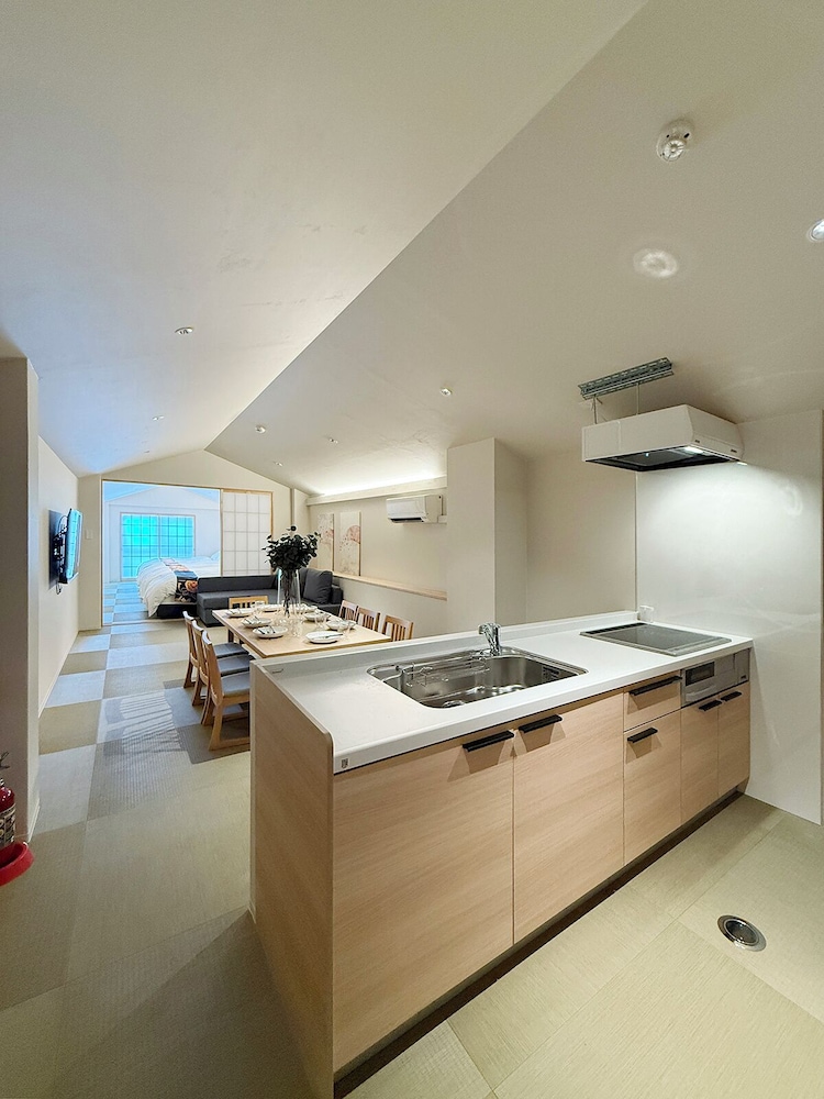 bHotel Miyajima Omotesando 31