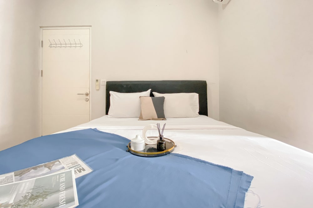 Good And Comfort 2Br At Springlake Summarecon Bekasi Apartment