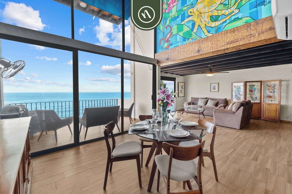 Oceanfront 2 BR Condo With Spectacular View - Pool