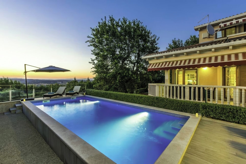 Villa Rosa Magica