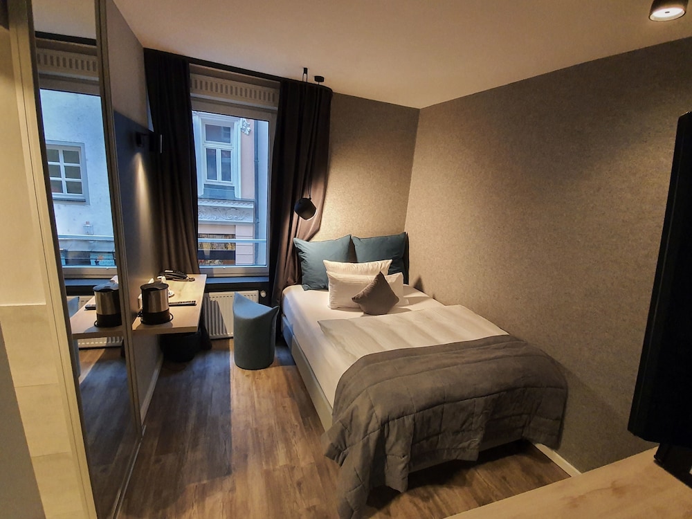 Munich Vacations - Boutique Hotel Falkenturm - Property Image 29