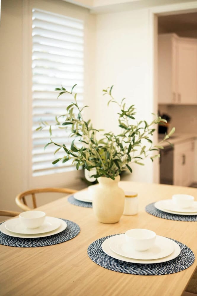 Cozy Retreat Near Downtown Perfect for Families