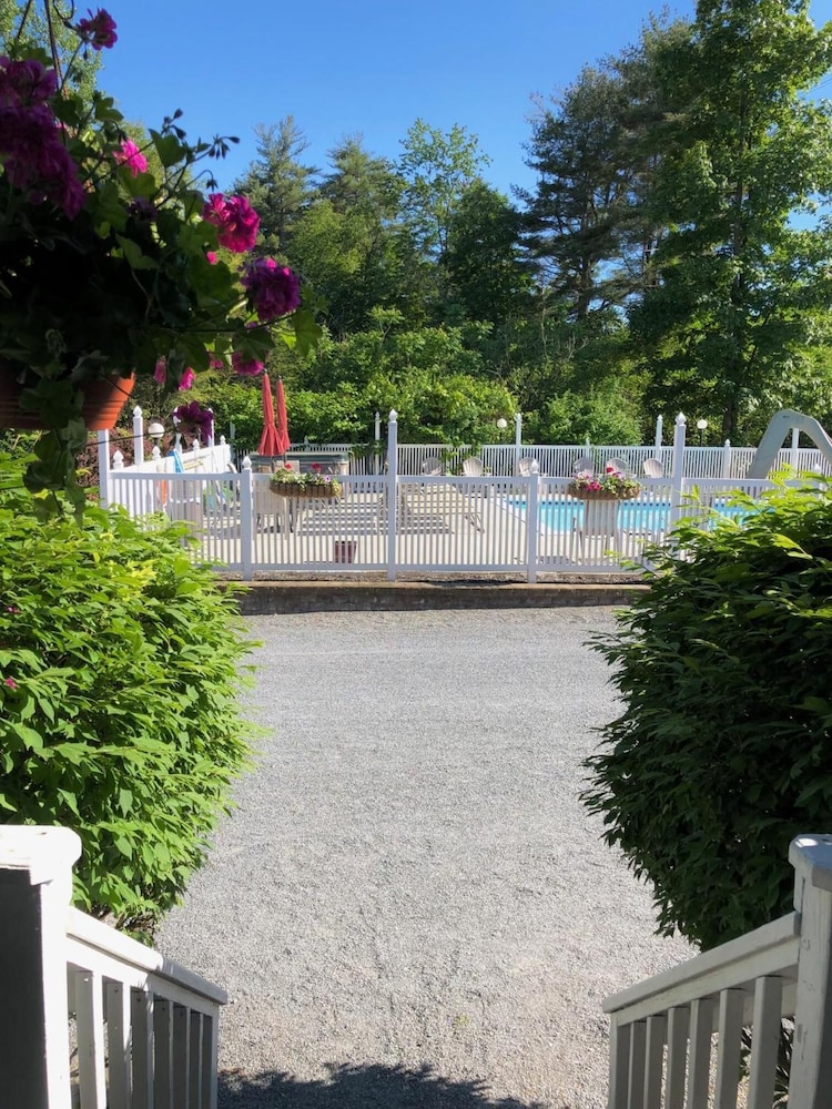 Lyn Aire Motel
