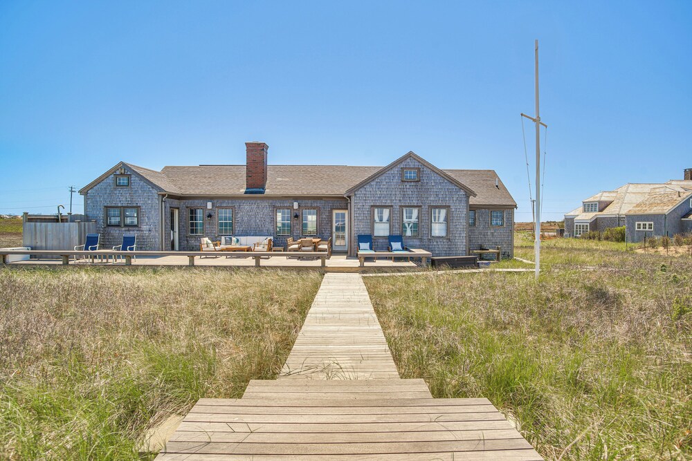 Stunning Ocean View! Beachfront Nantucket Retreat