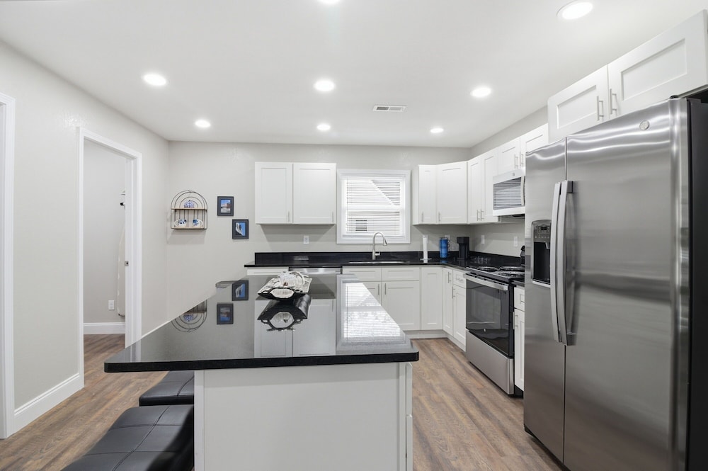 Bright and Cozy 4BR Home