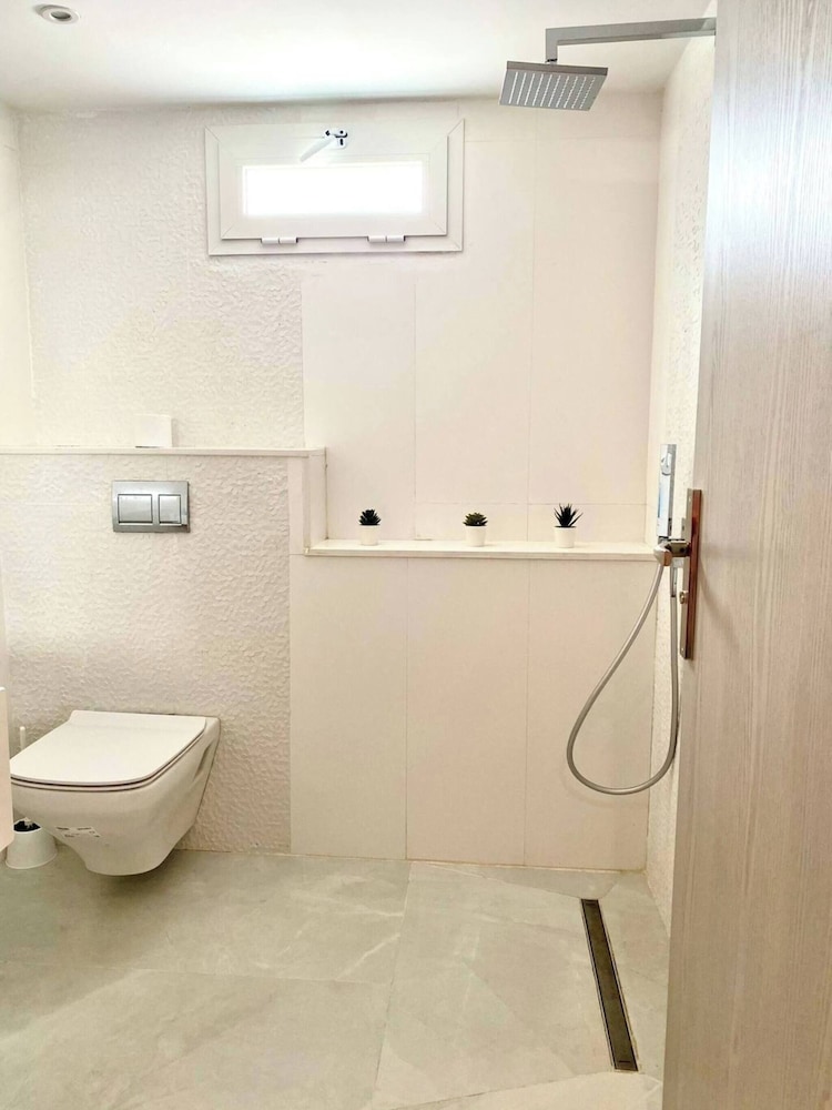 L'écume Blanche - Apartment With Feet in the Water