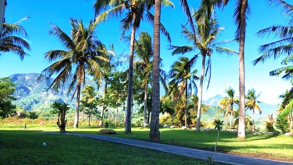 Rich Sunshine Inn
