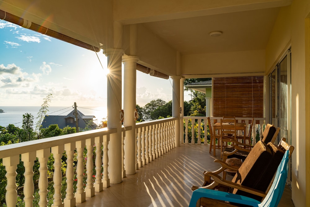 Top View retreat photo 3