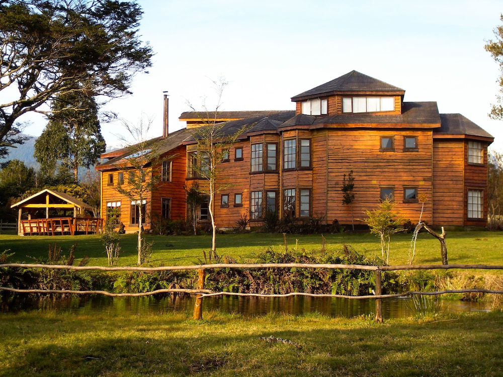 Andes Lodge