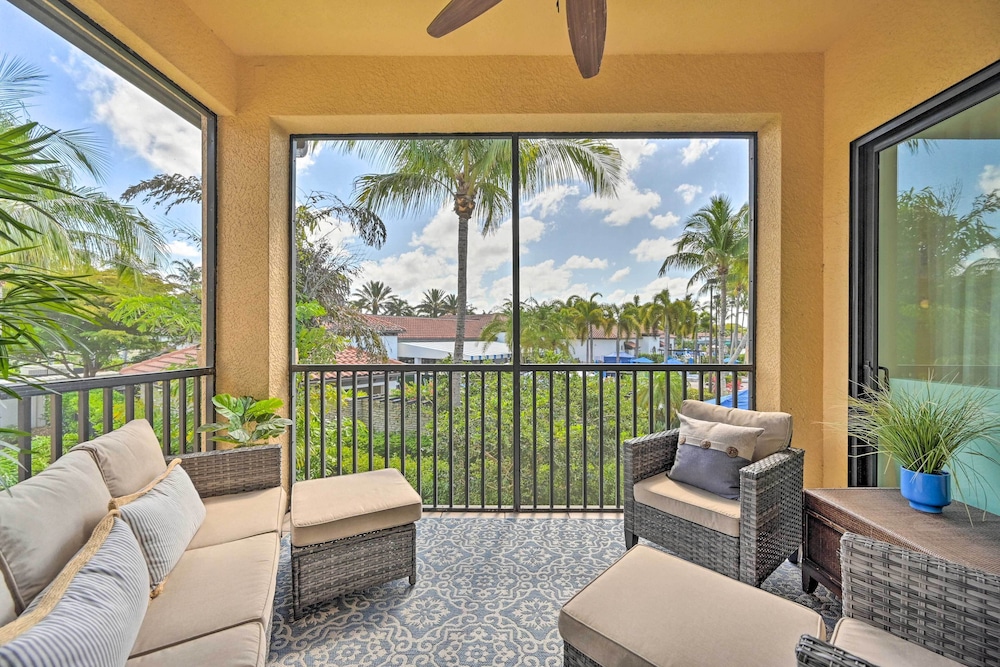 Luxe Naples Bay Resort Condo: Near Fifth Ave!