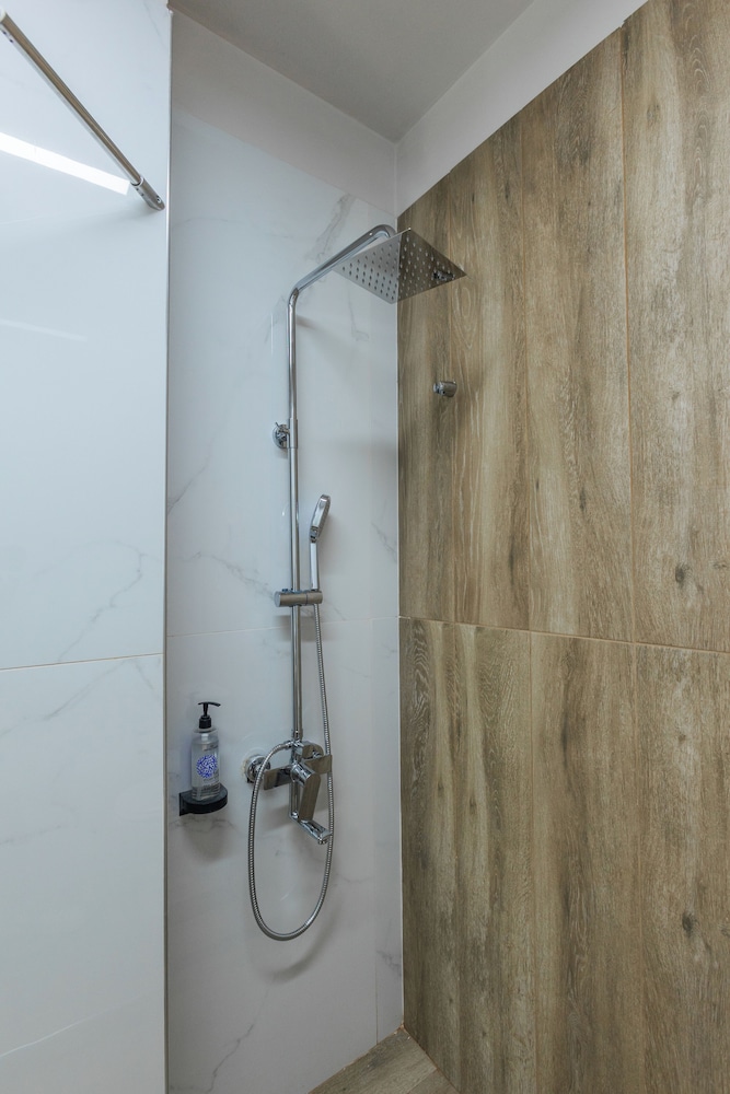 Noima Luxury Suites