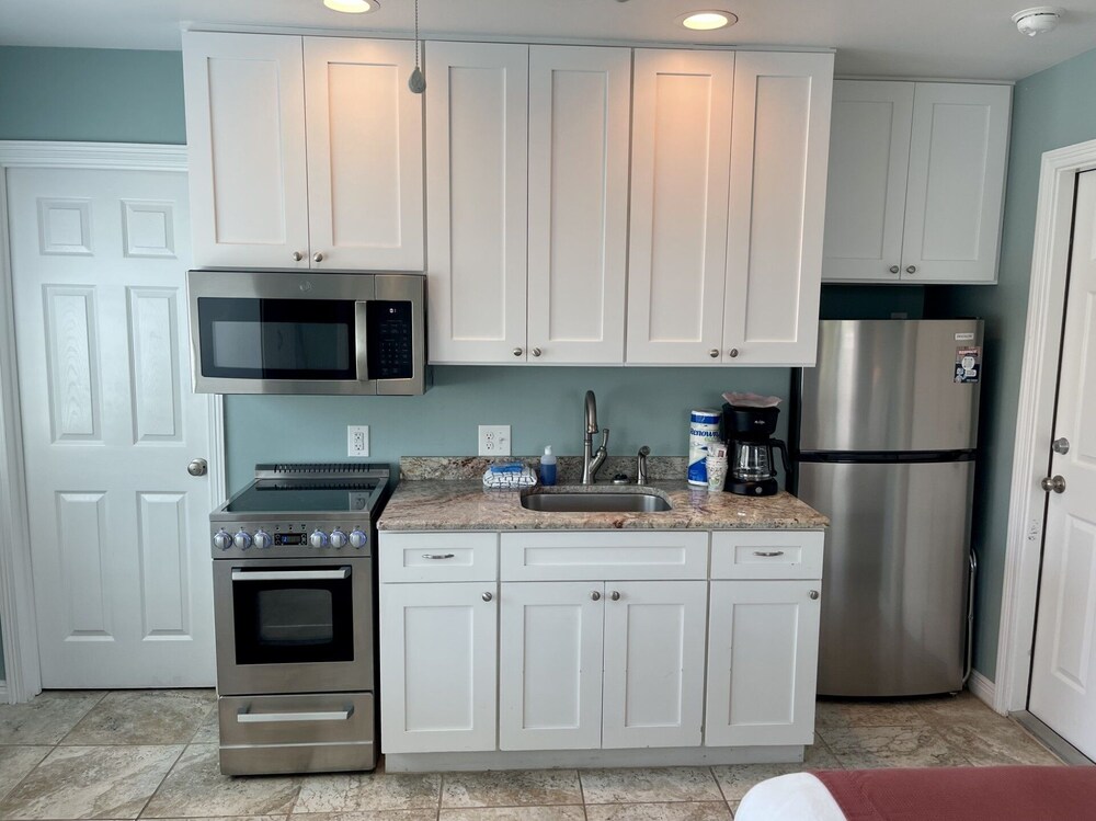 Beachgate Condo Suites And Hotel 232 1 Bedroom Condo