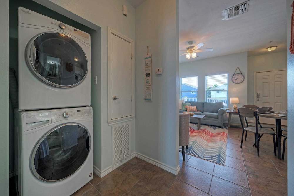 9 Costa Bahia Condos Sleeps 48 + Pool Minutes to the Beach