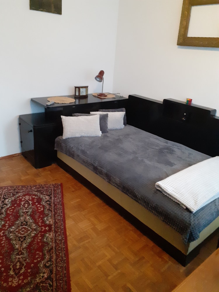 2-bedroom Apartment in Bucharest Near Town Center view 5