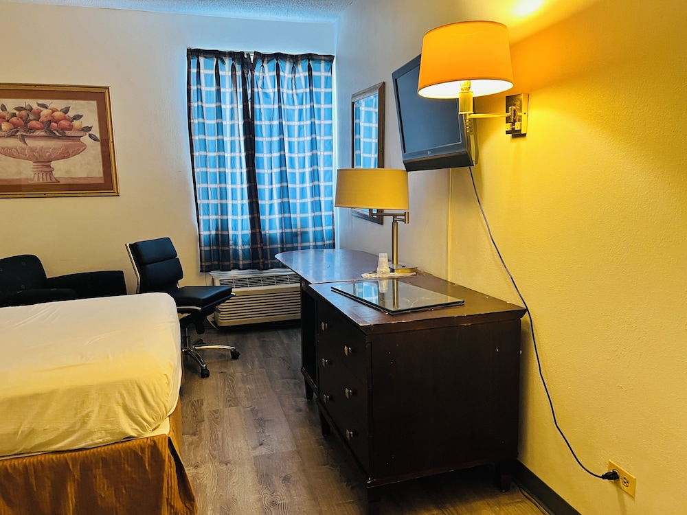 Kings Inn By OYO Calumet Park I-57 - Property Image 39