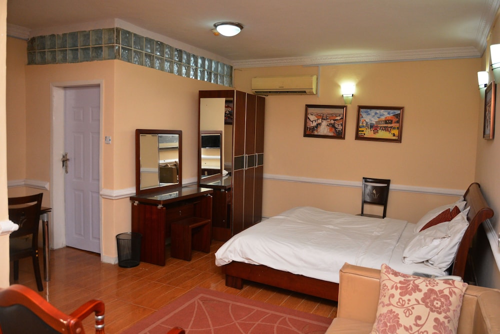 Photo 11
