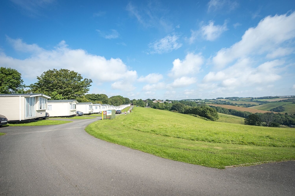 Looe Vacations - Killigarth Manor Holiday Park - Property Image 8