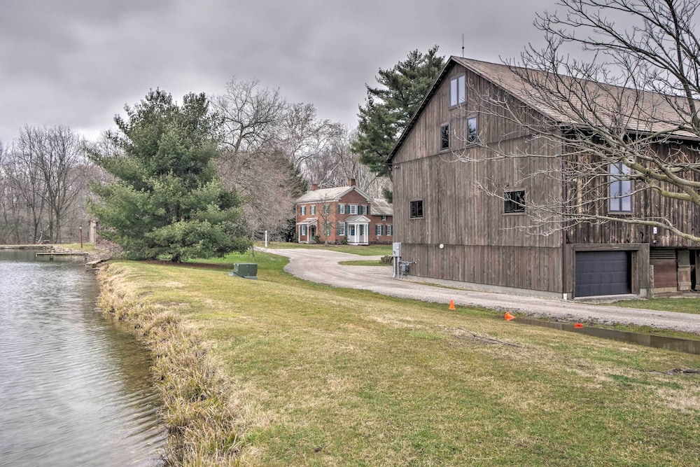 Timeless Winesburg Farmhouse w/ Deck view 4