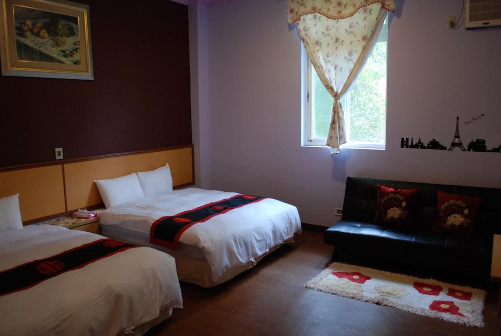 Nine Aboriginal B&B