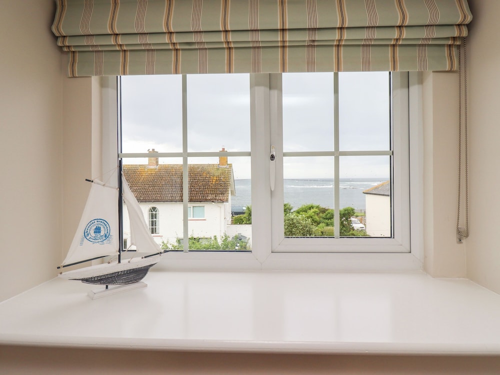 High Sea View