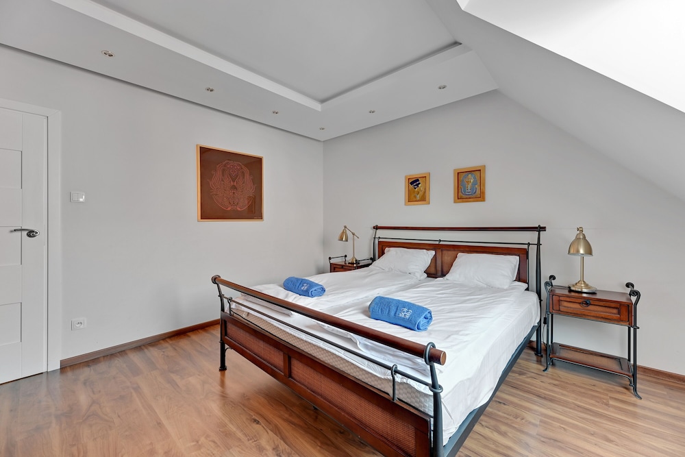 Apartamenty Aura by Q4 Apartments view 4