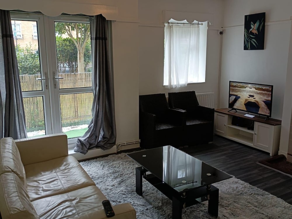The Lambeth Apartment
