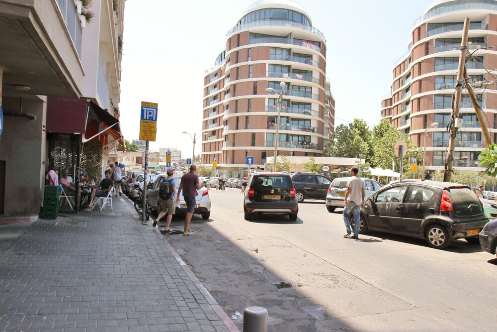 Photo 19