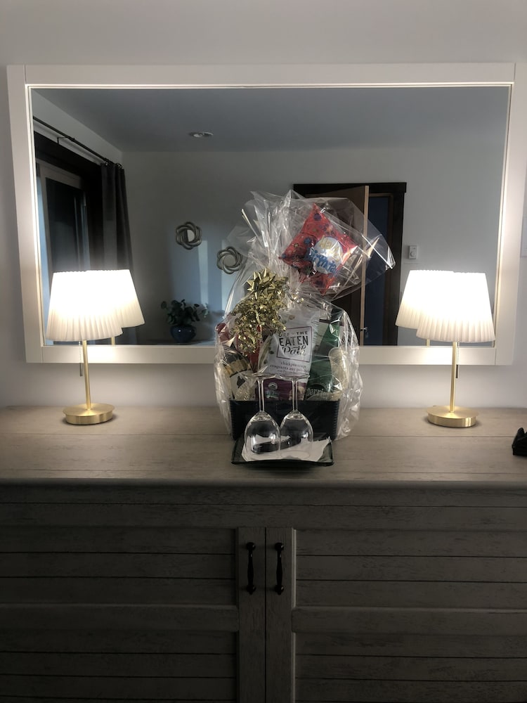 Davis Brook Retreat