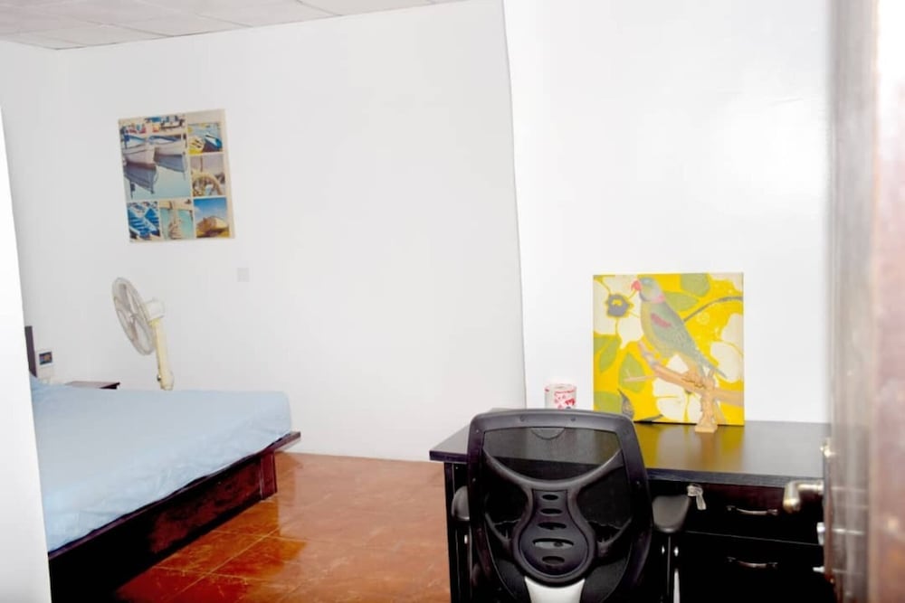 Photo 8