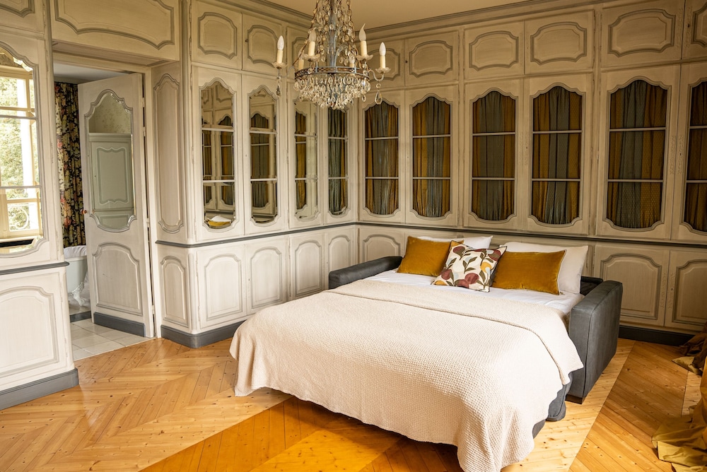 Chambre D'hôtes Château de Lussac