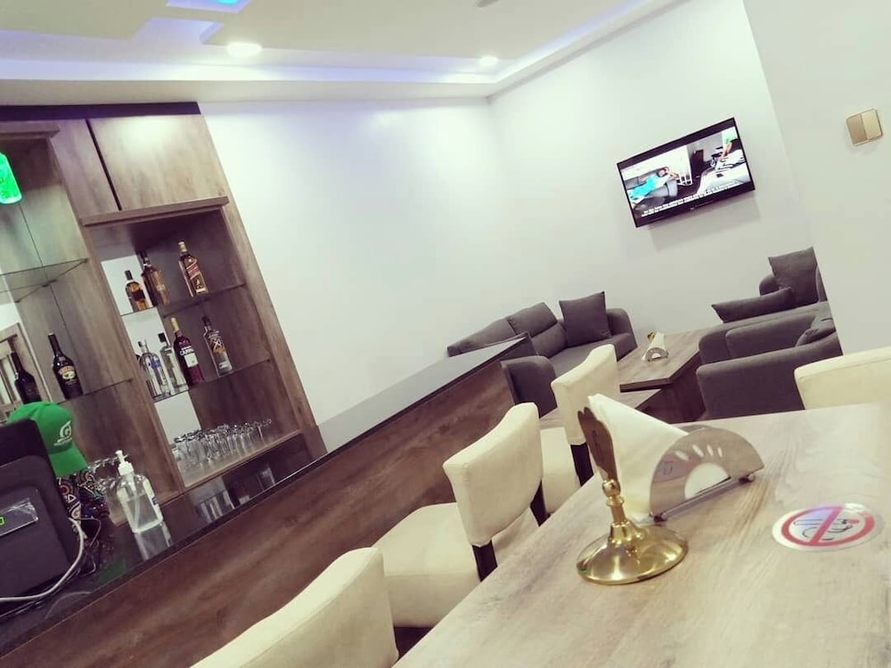 Mic - Della Apartment