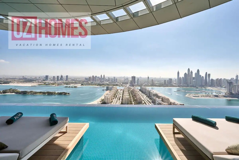 The Palm Tower