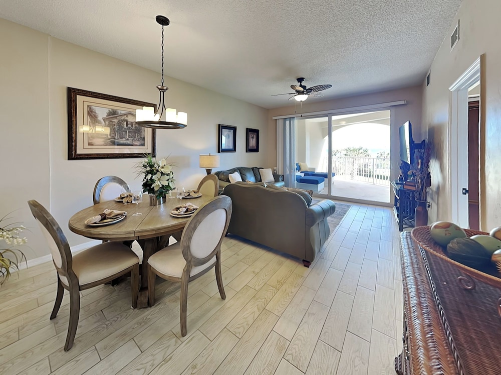Surfview 2207 by Distinctive Beach Rentals