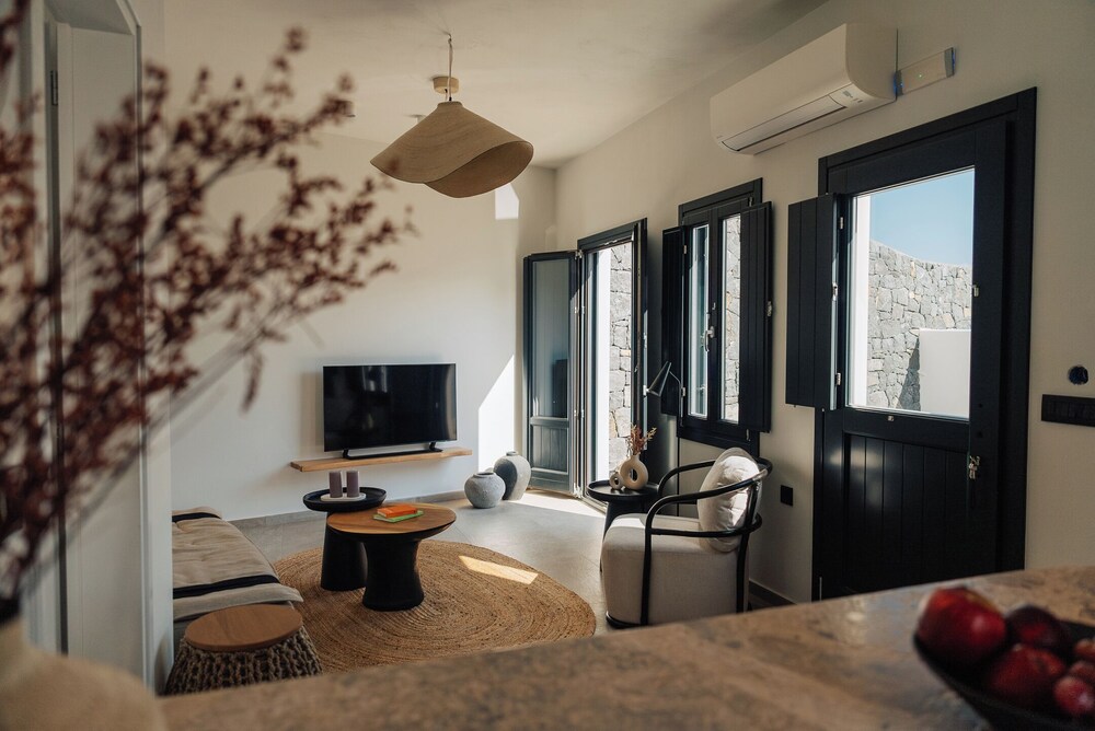 Erthā Suites with private pools